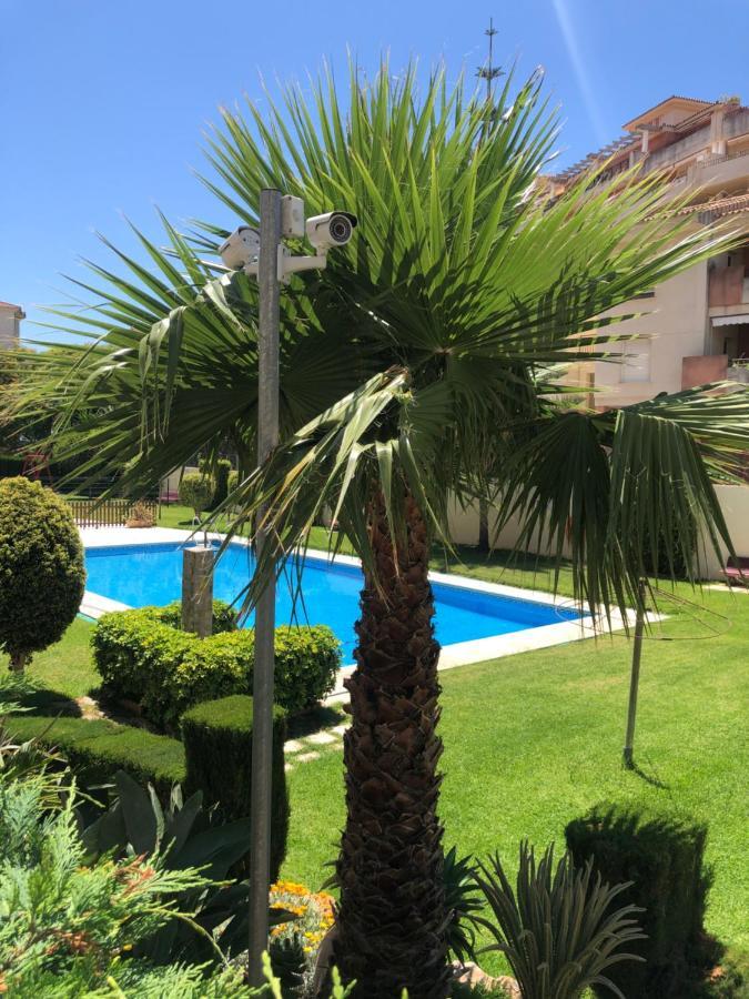 Appartamento Bonita Y Moderna Habitacion A 300M De La Playa Benalmádena Esterno foto